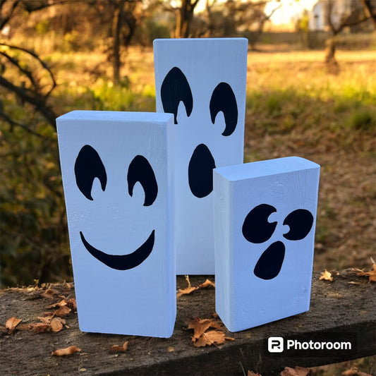 Hand Painted Ghost Decor Set